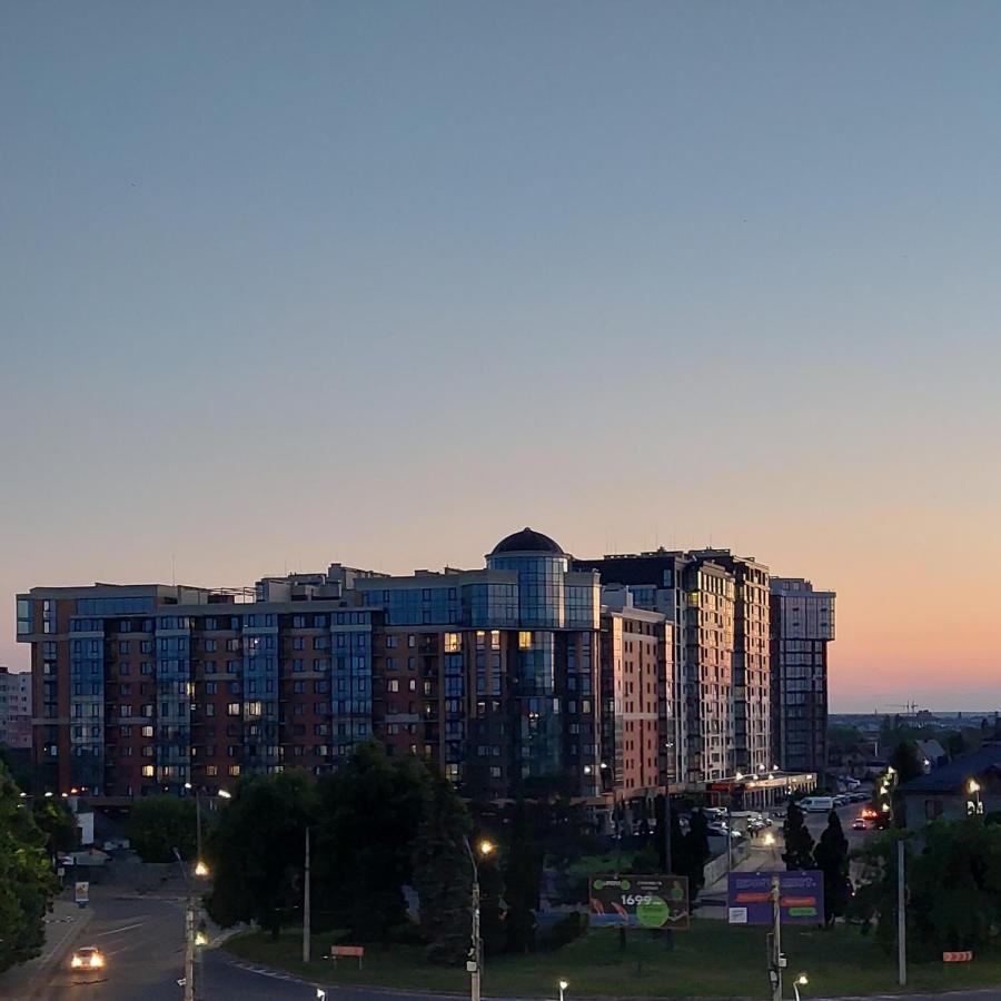 Центр Елітновобуд Яровиця 11 Lutsk Bagian luar foto